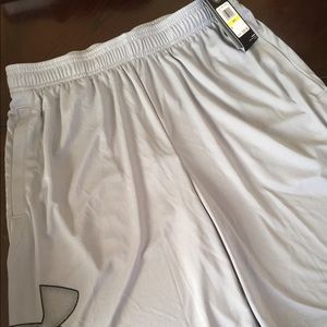 NWT Under Armour shorts
